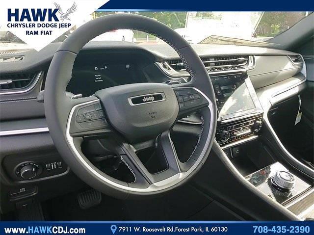 2024 Jeep Grand Cherokee Vehicle Photo in Saint Charles, IL 60174