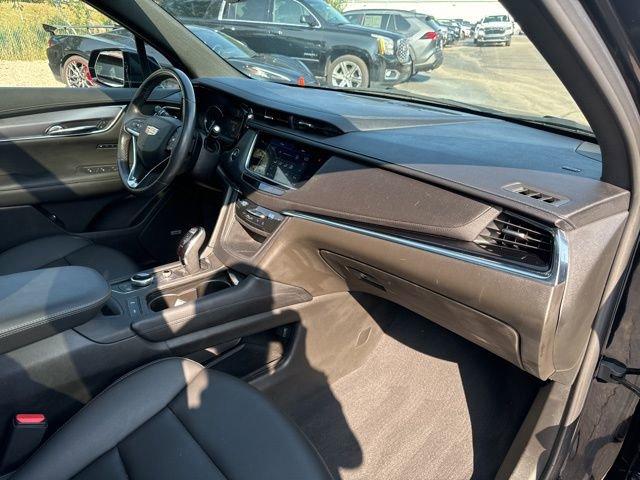 2022 Cadillac XT6 Vehicle Photo in MEDINA, OH 44256-9631