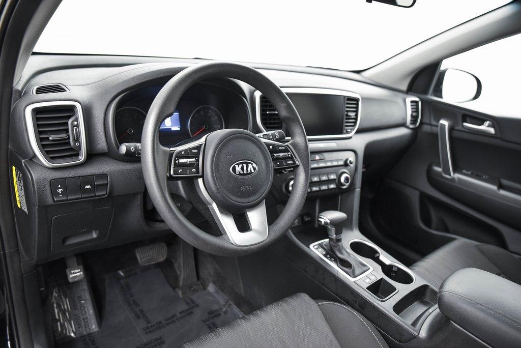 2022 Kia Sportage Vehicle Photo in AKRON, OH 44303-2185