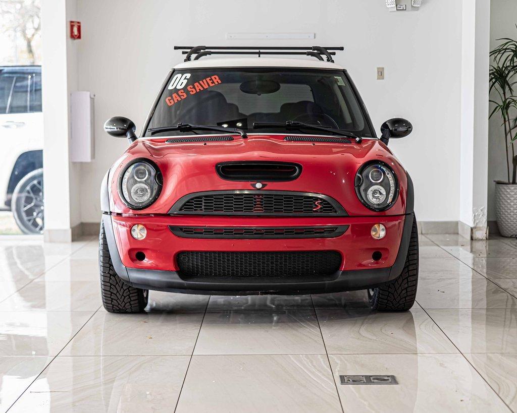 2006 MINI Cooper S Hardtop Vehicle Photo in Plainfield, IL 60586