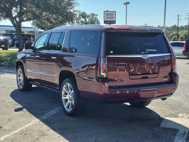 2019 Cadillac Escalade ESV Vehicle Photo in DENTON, TX 76210-9321