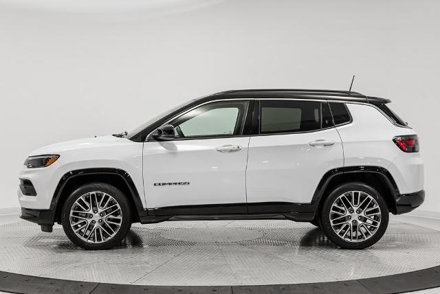 2024 Jeep Compass Vehicle Photo in Akron, OH 44312