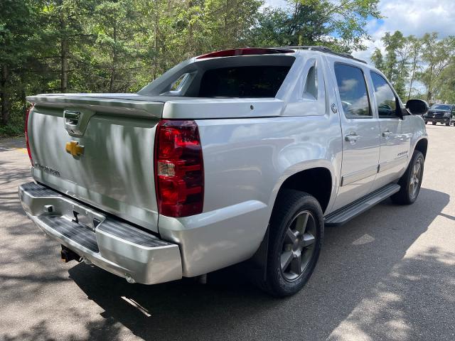 Used 2013 Chevrolet Avalanche LT with VIN 3GNTKFE78DG126499 for sale in Fremont, MI