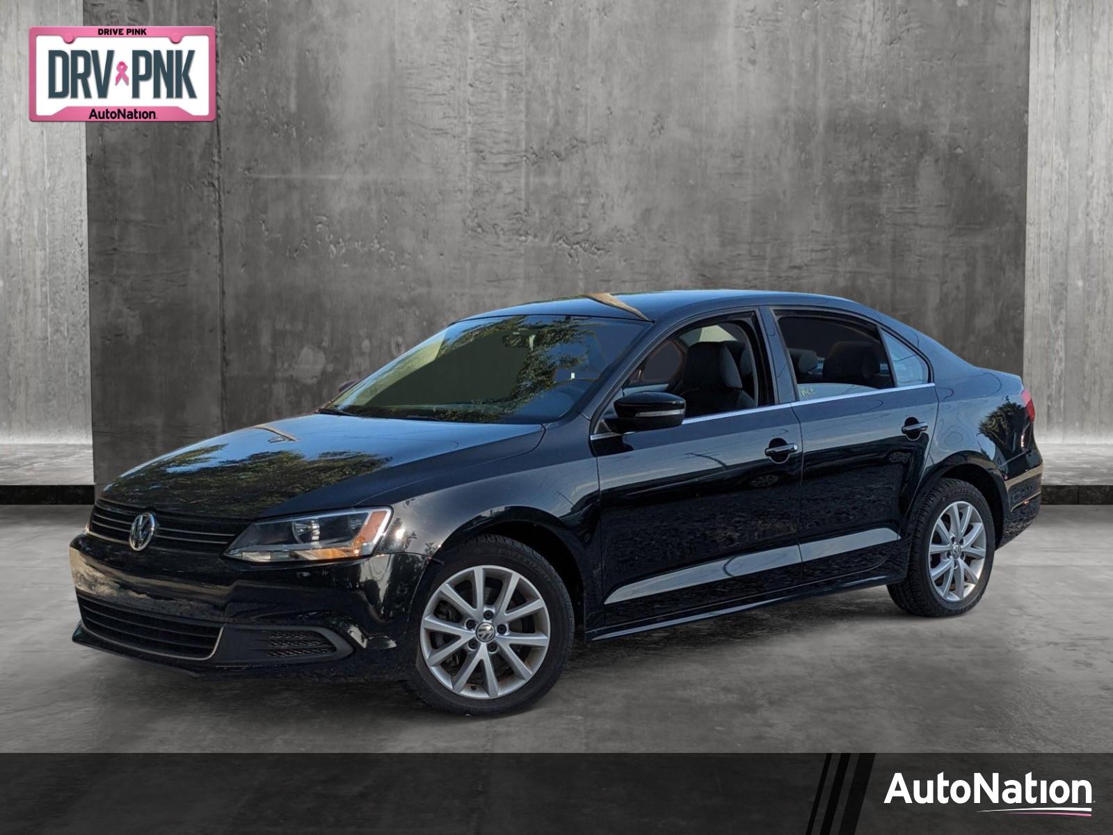 2013 Volkswagen Jetta Sedan Vehicle Photo in Tampa, FL 33614