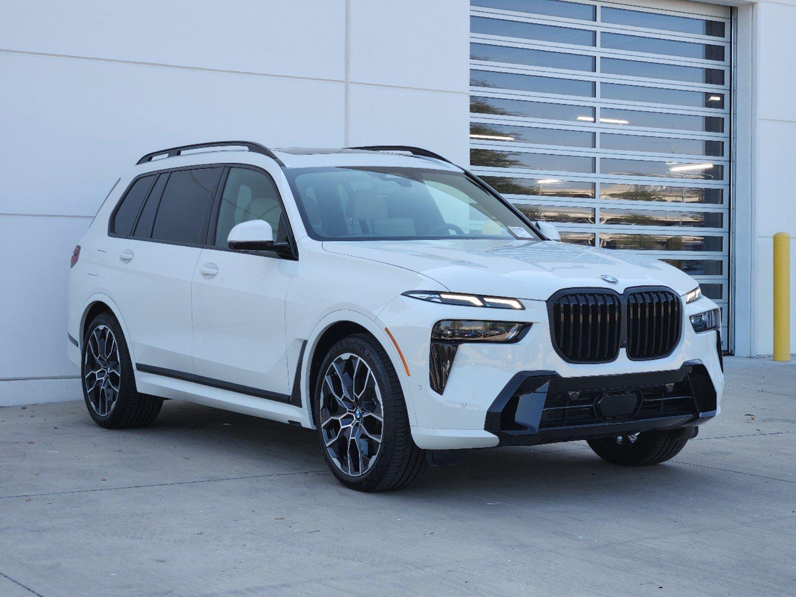 2024 BMW X7 xDrive40i Vehicle Photo in PLANO, TX 75024