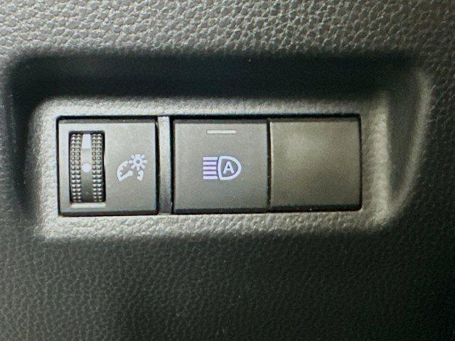 2021 Toyota RAV4 Vehicle Photo in Flemington, NJ 08822