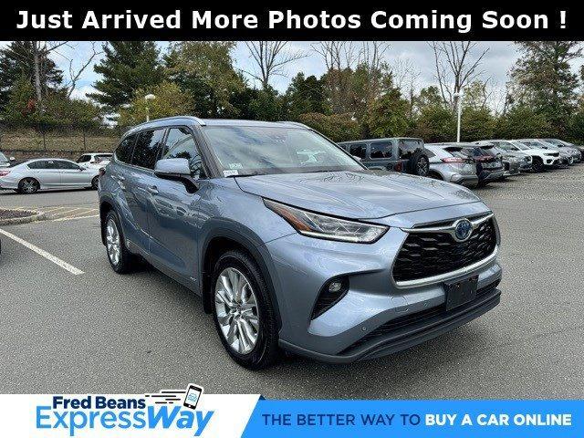 2022 Toyota Highlander Vehicle Photo in Flemington, NJ 08822