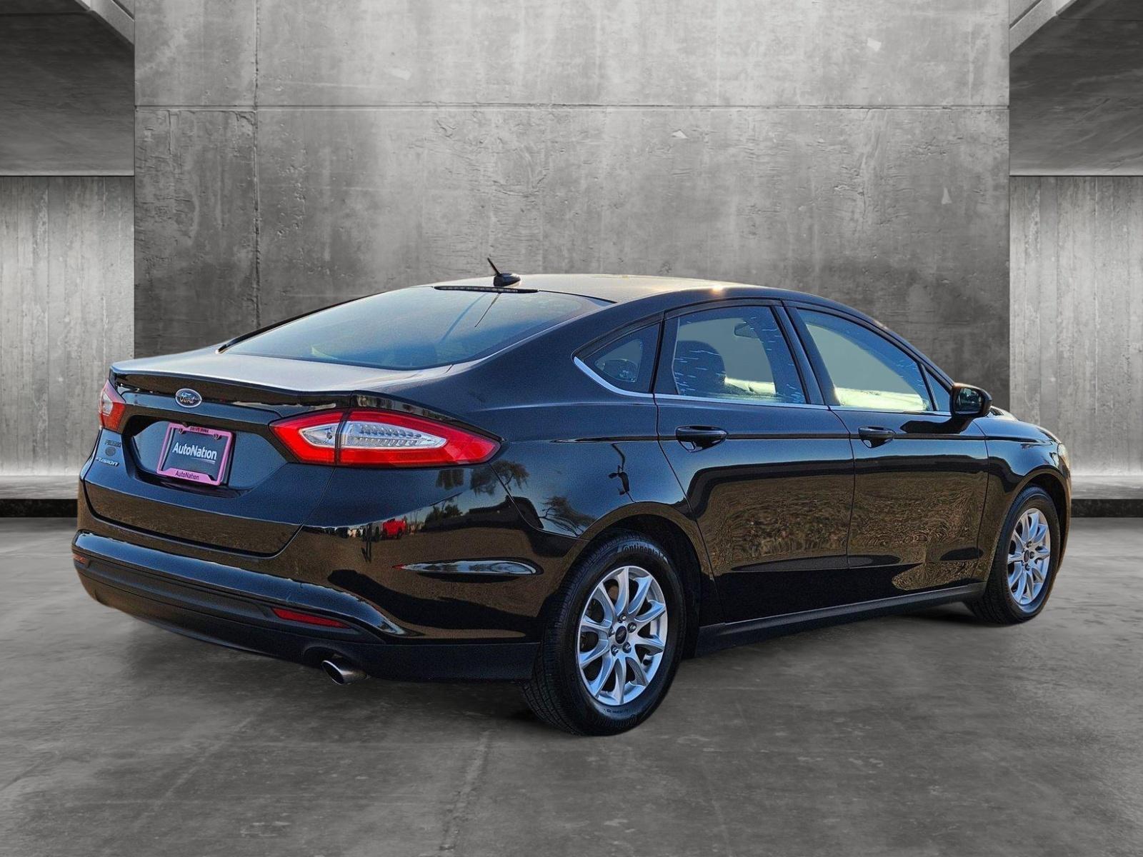 2016 Ford Fusion Vehicle Photo in PEORIA, AZ 85382-3715