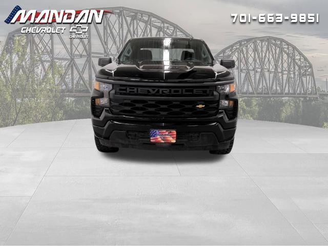 Used 2022 Chevrolet Silverado 1500 Custom with VIN 1GCRDBEK8NZ641109 for sale in Mandan, ND