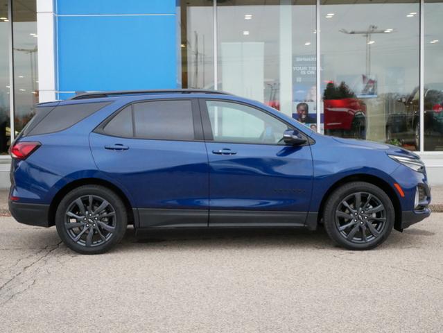 Certified 2022 Chevrolet Equinox RS with VIN 3GNAXWEV4NS142091 for sale in Maplewood, MN