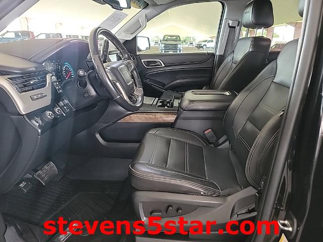 Used 2019 GMC Yukon XL Denali with VIN 1GKS2HKJ3KR108140 for sale in Hereford, TX