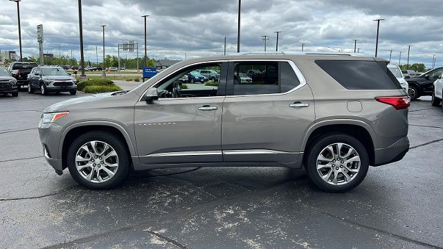 Used 2019 Chevrolet Traverse Premier with VIN 1GNEVKKW8KJ160555 for sale in Kaukauna, WI