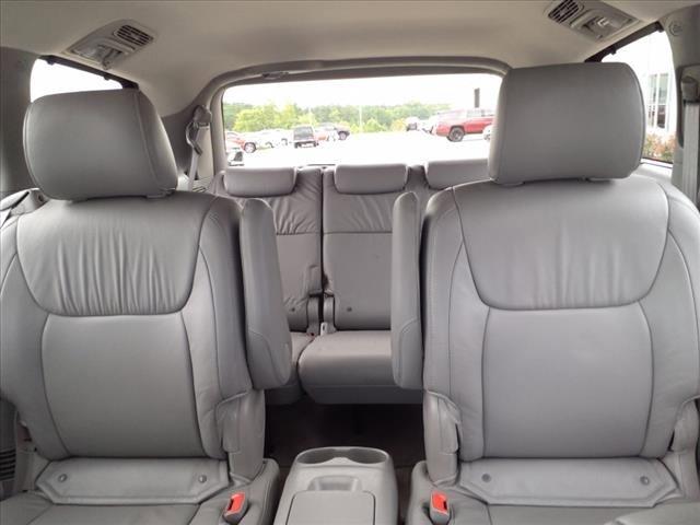 2008 Toyota Sienna Vehicle Photo in HENDERSON, NC 27536-2966