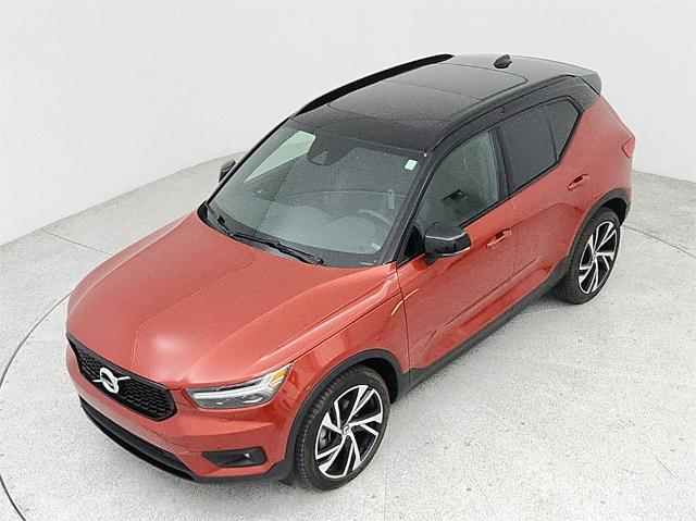 2022 Volvo XC40 Vehicle Photo in Grapevine, TX 76051