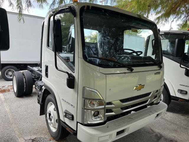 2025 Chevrolet Low Cab Forward 4500 Vehicle Photo in ALCOA, TN 37701-3235