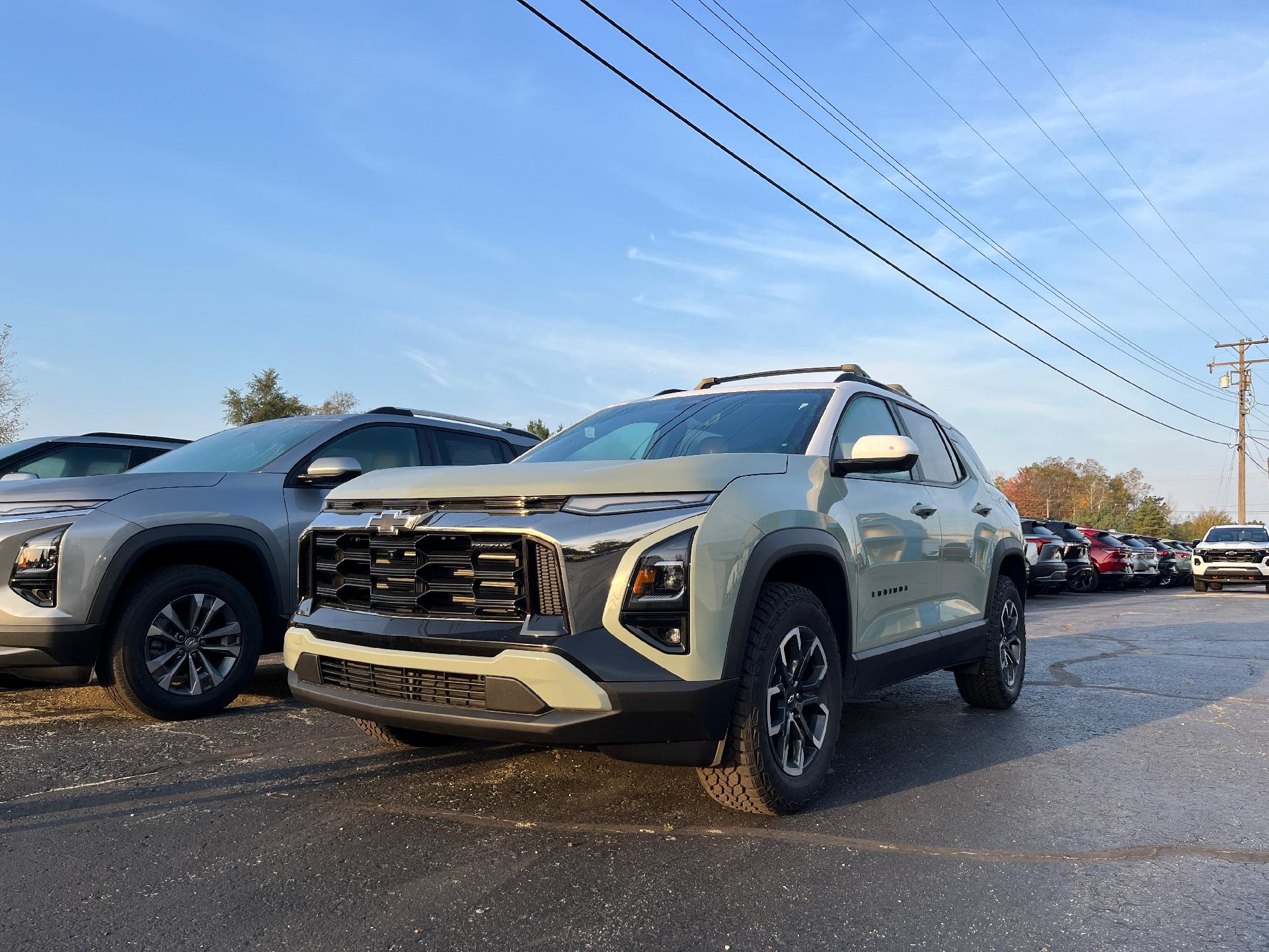 2025 Chevrolet Equinox Vehicle Photo in CLARE, MI 48617-9414