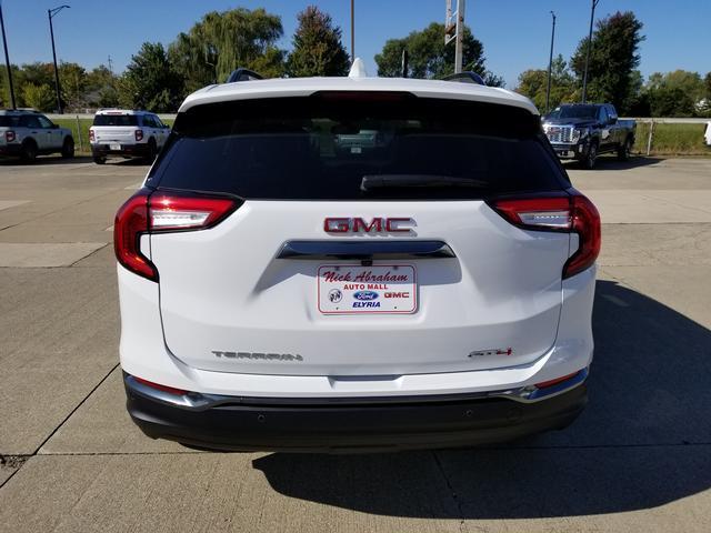 2024 GMC Terrain Vehicle Photo in ELYRIA, OH 44035-6349