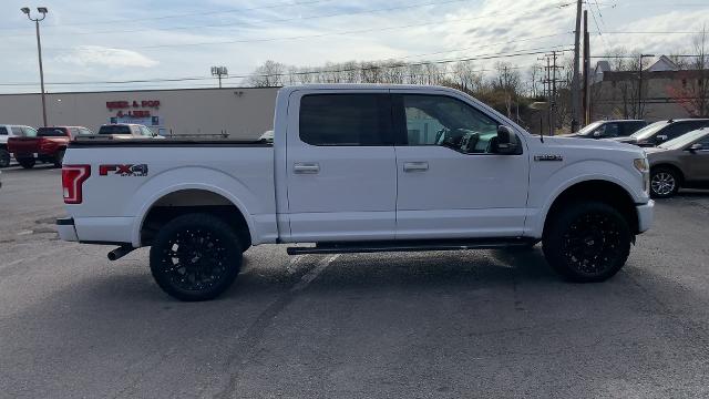 2015 Ford F-150 Vehicle Photo in MOON TOWNSHIP, PA 15108-2571