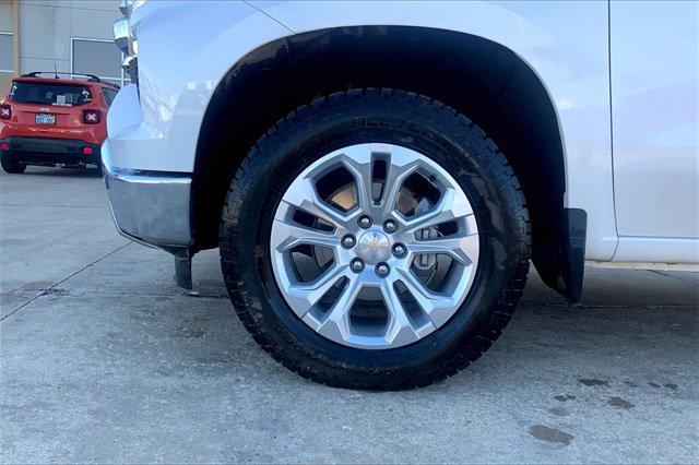 2024 Chevrolet Silverado 1500 Vehicle Photo in TOPEKA, KS 66609-0000