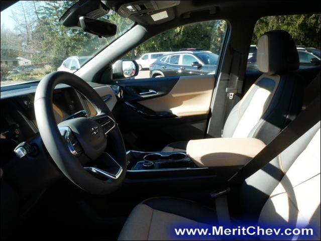 2025 Chevrolet Equinox Vehicle Photo in MAPLEWOOD, MN 55119-4794