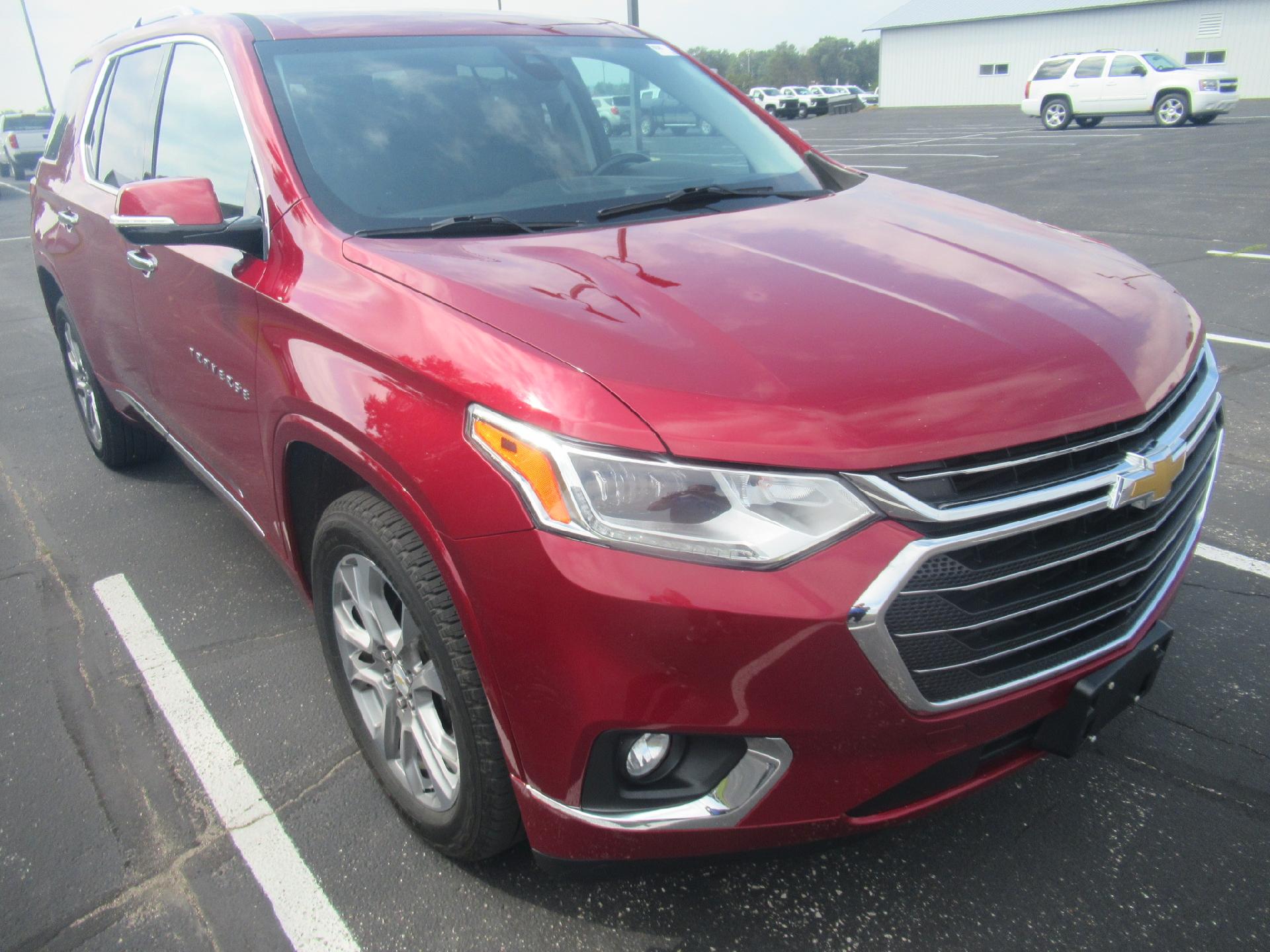 Used 2019 Chevrolet Traverse Premier with VIN 1GNEVKKW6KJ246091 for sale in Prescott, WI