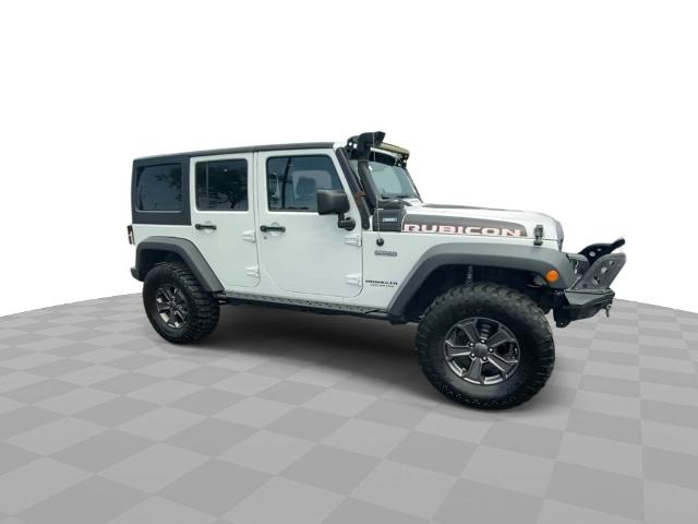 2017 Jeep Wrangler Unlimited Vehicle Photo in WILLIAMSVILLE, NY 14221-2883