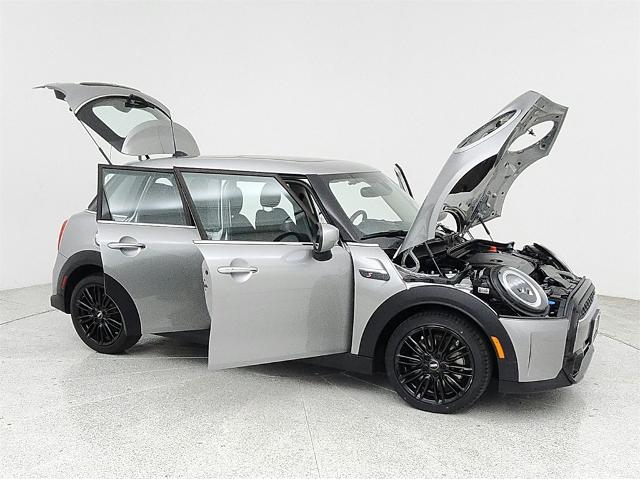 2024 MINI Cooper S Hardtop 4 Door Vehicle Photo in Grapevine, TX 76051