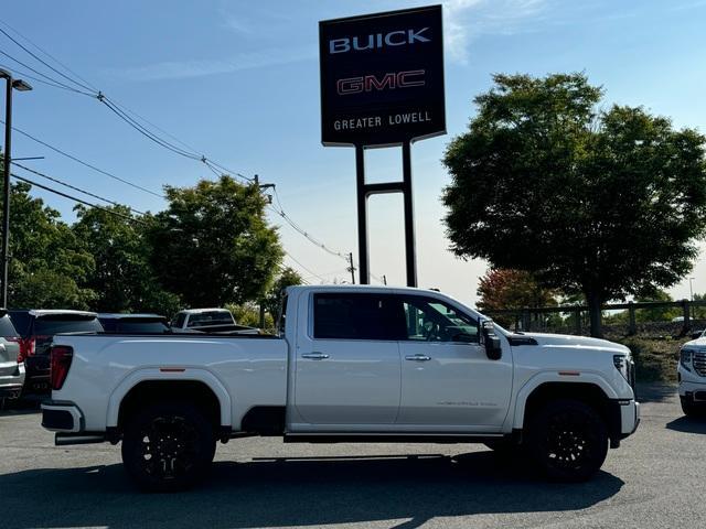 2024 GMC Sierra 2500 HD Vehicle Photo in LOWELL, MA 01852-4336