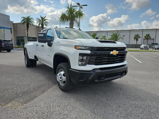 2025 Chevrolet Silverado 3500 HD Vehicle Photo in BROUSSARD, LA 70518-0000