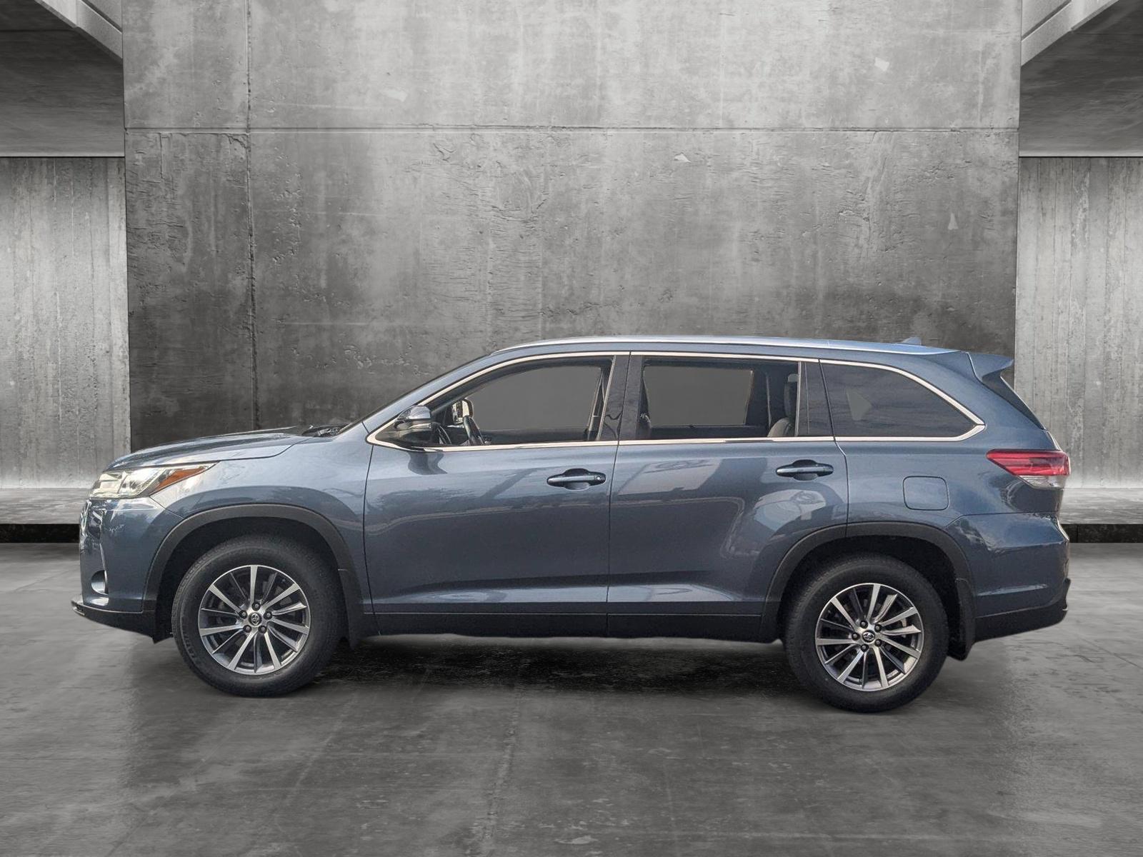 2019 Toyota Highlander Vehicle Photo in Cockeysville, MD 21030-2508