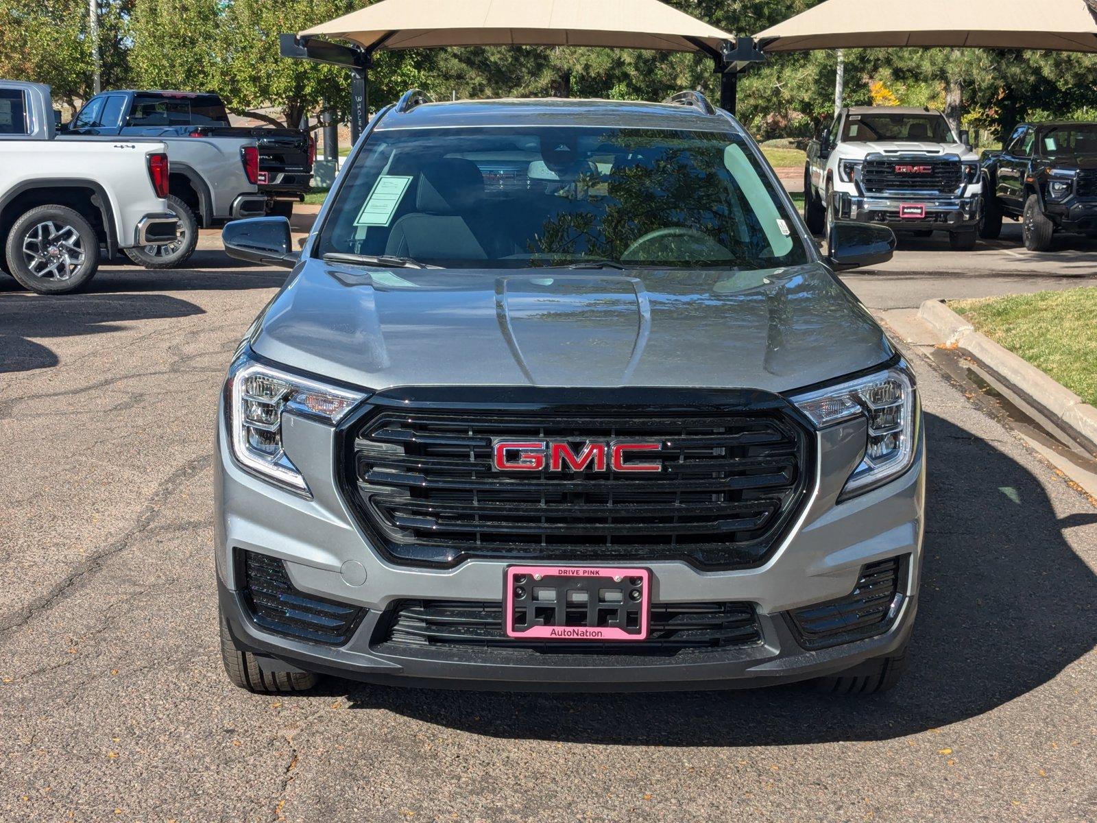 2024 GMC Terrain Vehicle Photo in LONE TREE, CO 80124-2750