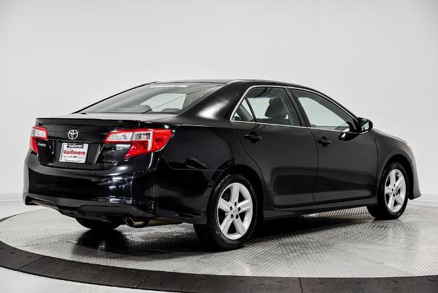 2014 Toyota Camry Vehicle Photo in Akron, OH 44312