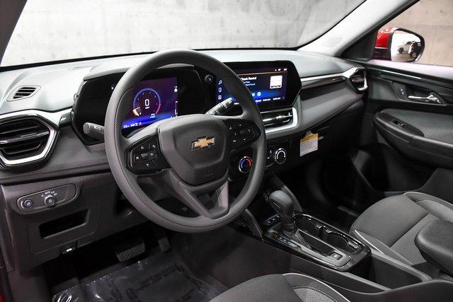 2025 Chevrolet Trailblazer Vehicle Photo in EVERETT, WA 98203-5662