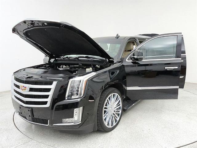 2018 Cadillac Escalade ESV Vehicle Photo in Grapevine, TX 76051