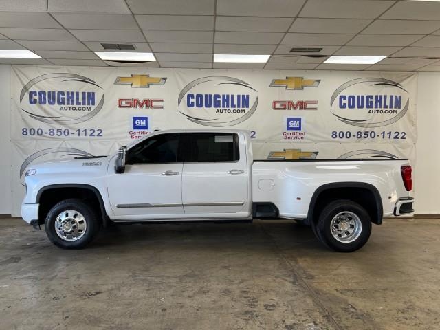 Used 2024 Chevrolet Silverado 3500HD High Country with VIN 1GC4YVEY2RF197236 for sale in London, OH