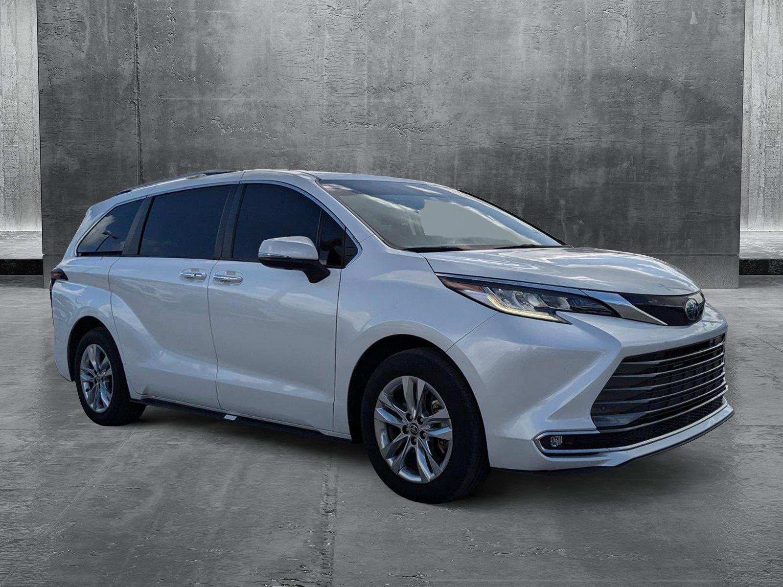 2022 Toyota Sienna Vehicle Photo in Winter Park, FL 32792