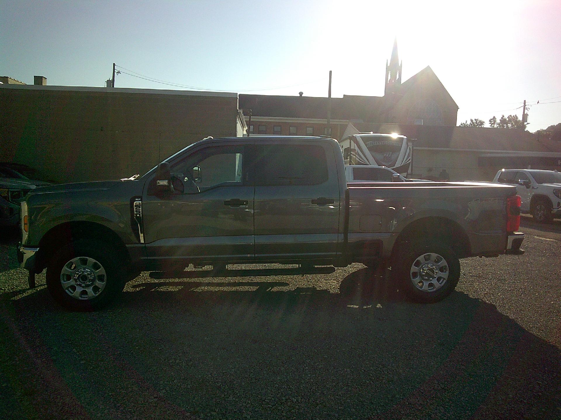 2024 Ford Super Duty F-250 SRW Vehicle Photo in KITTANNING, PA 16201-1536