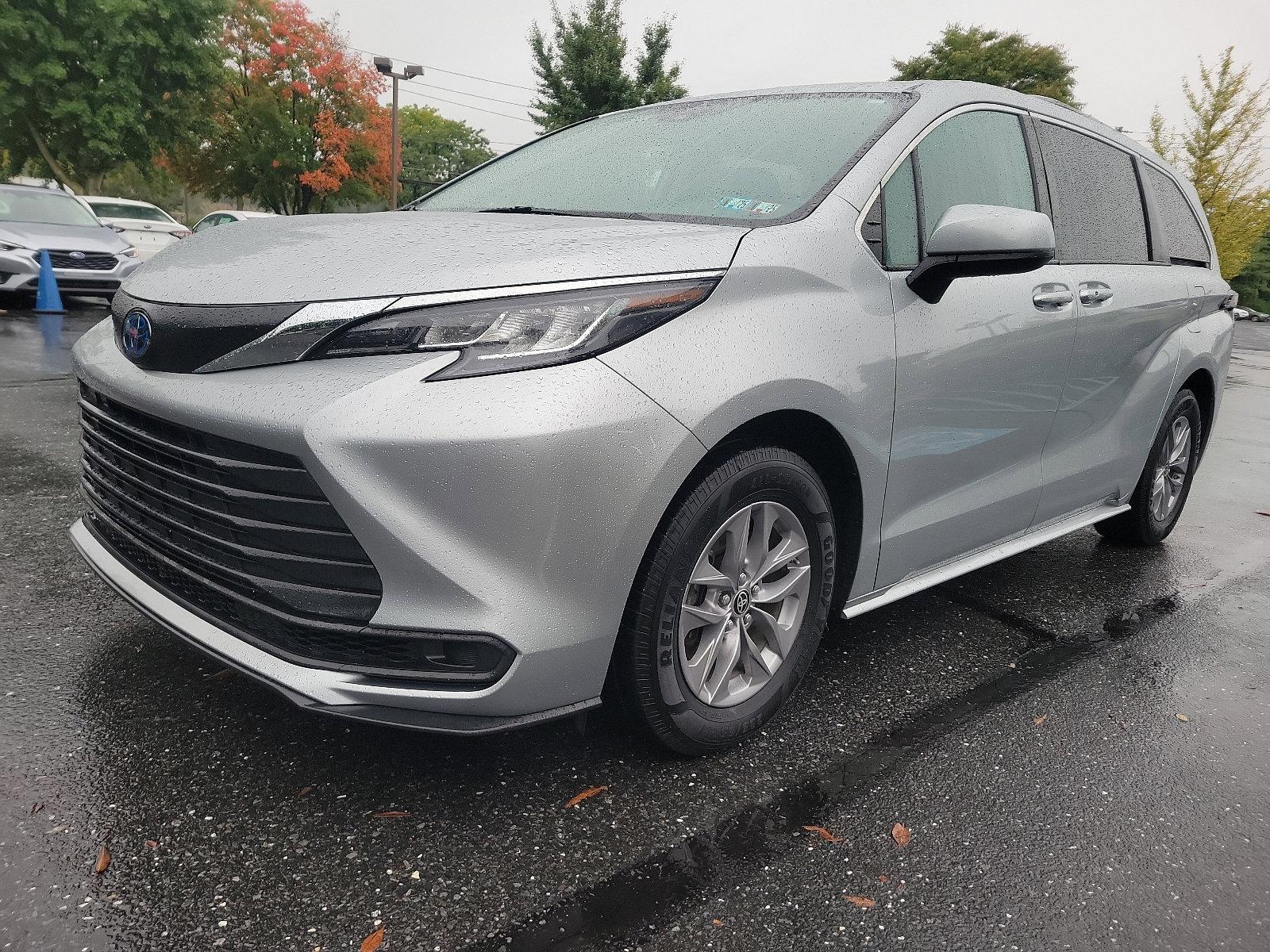 2022 Toyota Sienna Vehicle Photo in BETHLEHEM, PA 18017