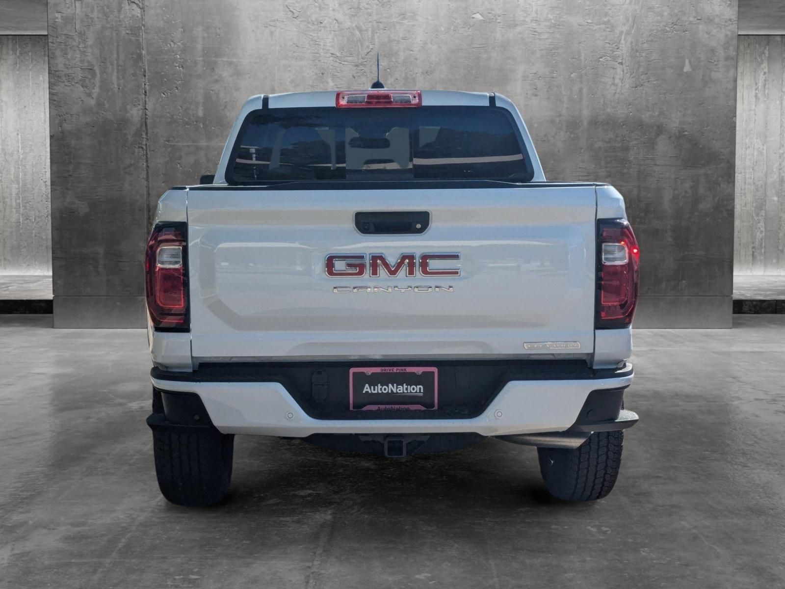 2024 GMC Canyon Vehicle Photo in GOLDEN, CO 80401-3850