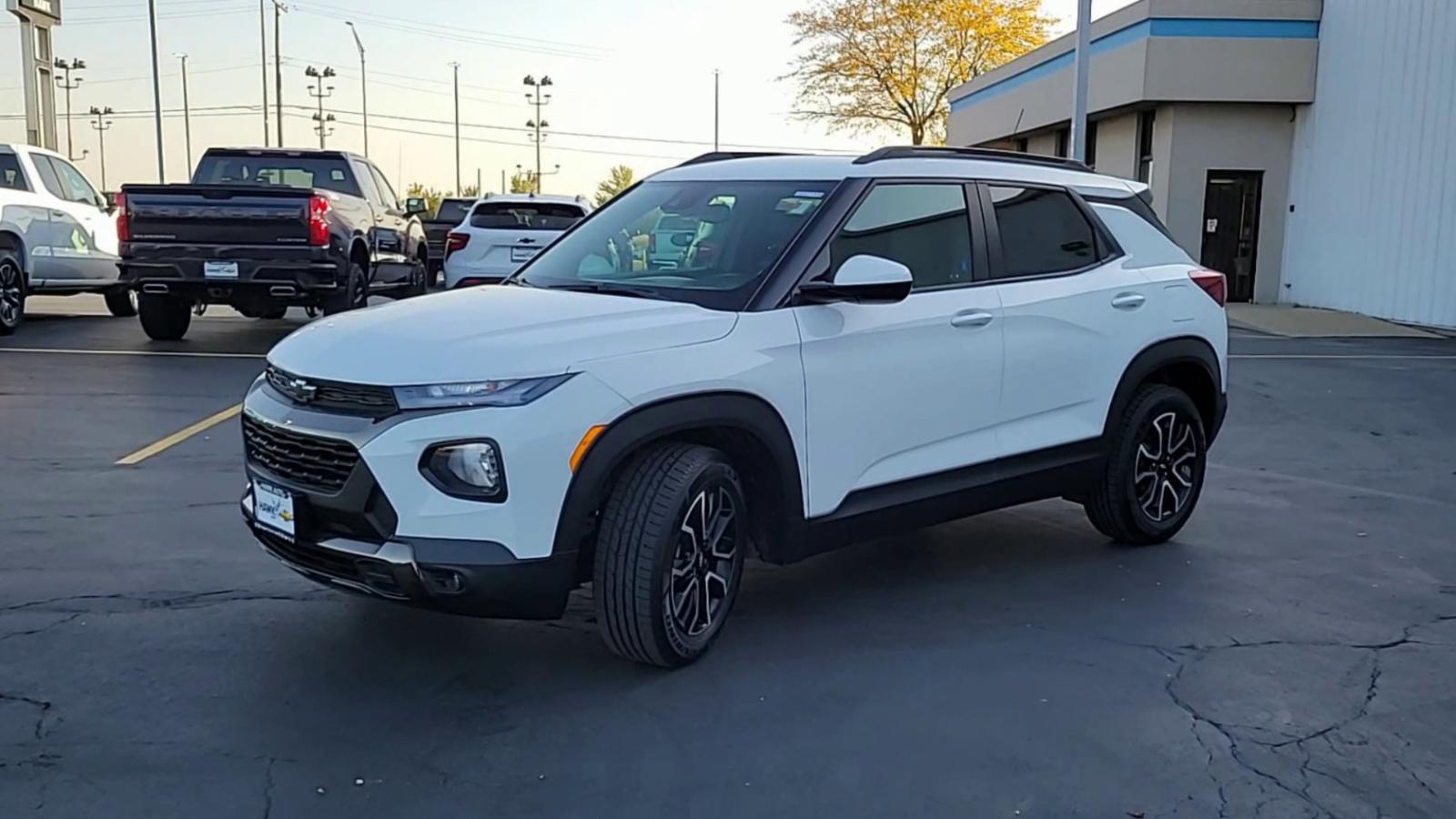 2021 Chevrolet Trailblazer Vehicle Photo in Plainfield, IL 60586