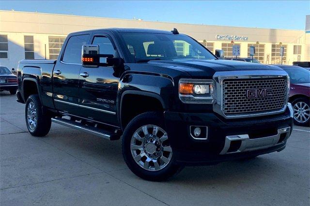 2016 GMC Sierra 2500HD Vehicle Photo in TOPEKA, KS 66609-0000