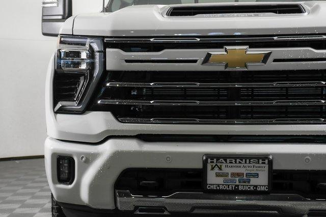 2024 Chevrolet Silverado 3500 HD Vehicle Photo in PUYALLUP, WA 98371-4149