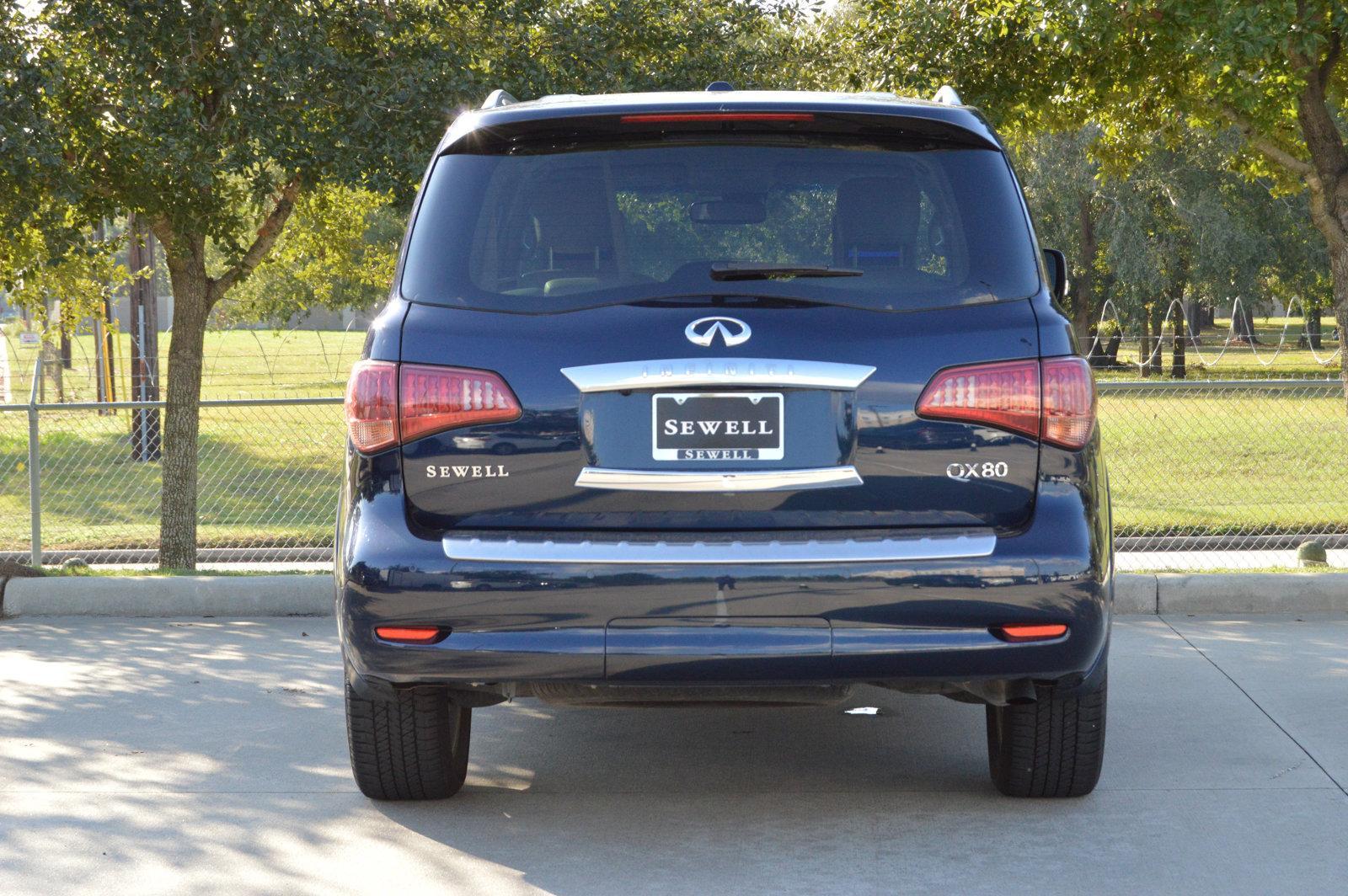 2017 INFINITI QX80 Vehicle Photo in Houston, TX 77090