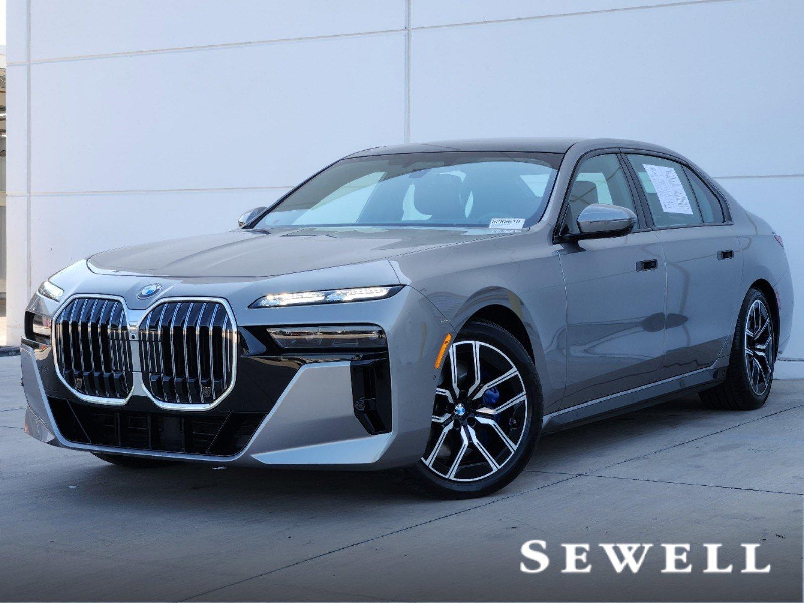 2024 BMW 760i xDrive Vehicle Photo in PLANO, TX 75024