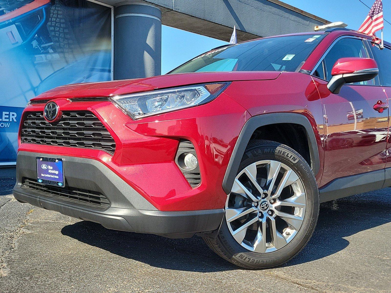 2021 Toyota RAV4 Vehicle Photo in Plainfield, IL 60586