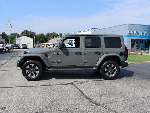 Used 2019 Jeep Wrangler Unlimited Sahara with VIN 1C4HJXEN1KW512055 for sale in North Vernon, IN