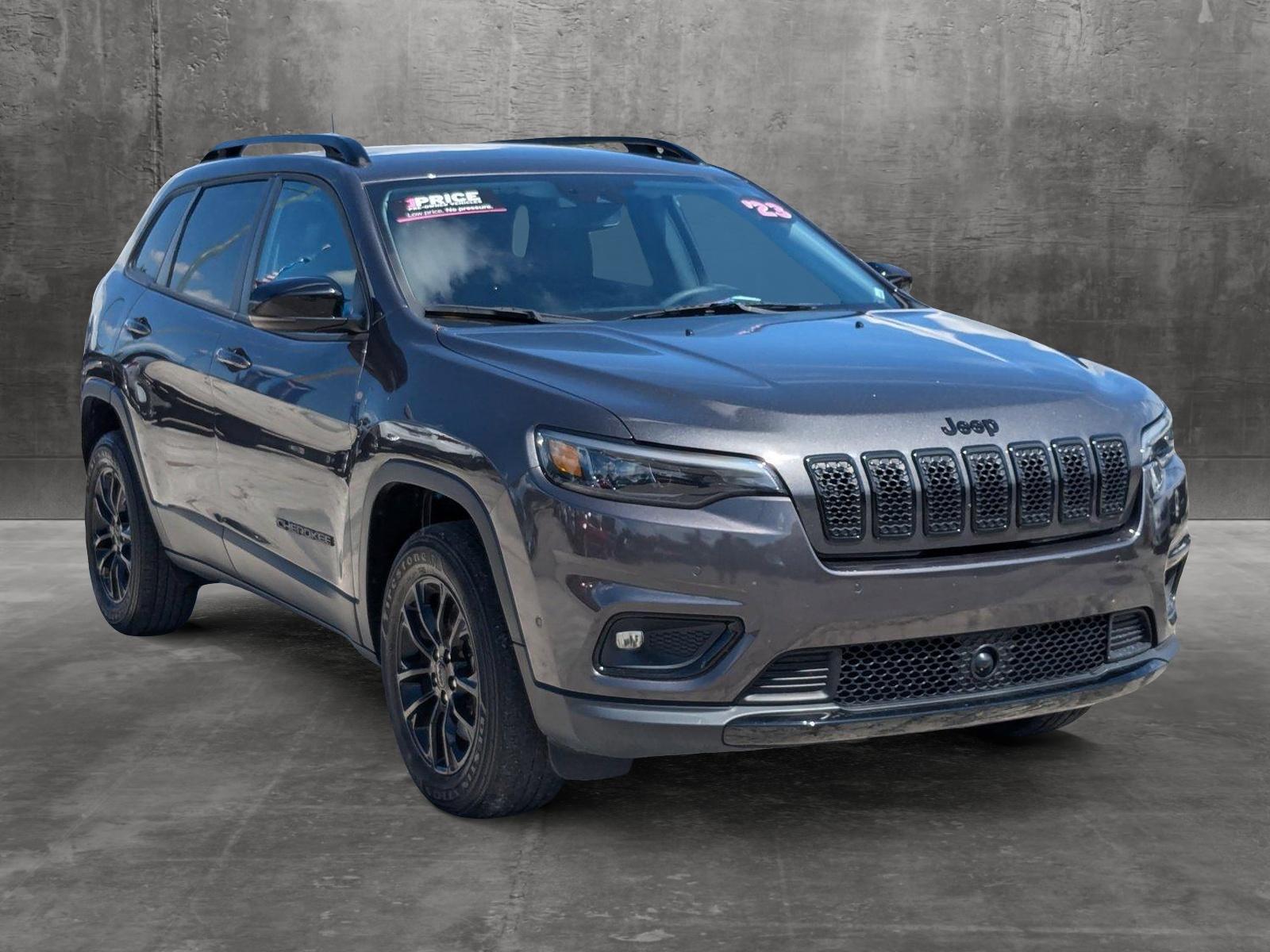 2023 Jeep Cherokee Vehicle Photo in MIAMI, FL 33134-2699