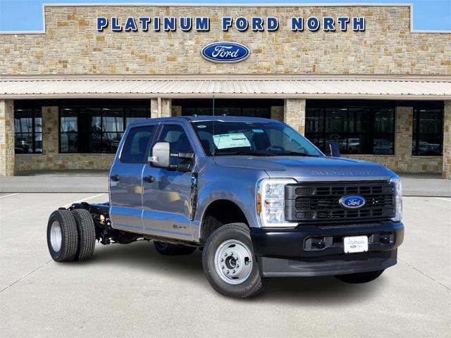 2024 Ford Super Duty F-350 DRW Vehicle Photo in Weatherford, TX 76087