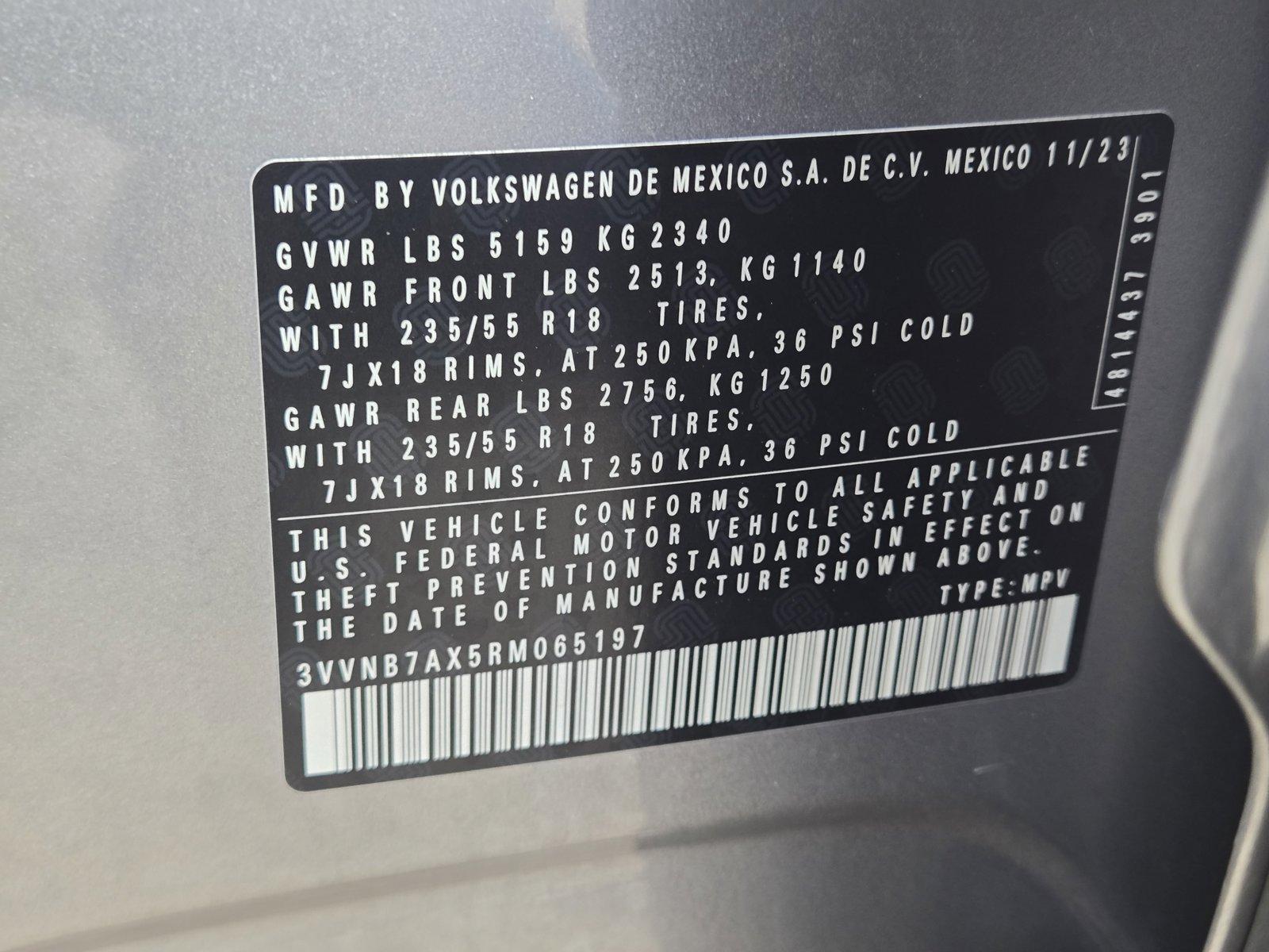 2024 Volkswagen Tiguan Vehicle Photo in Corpus Christi, TX 78415