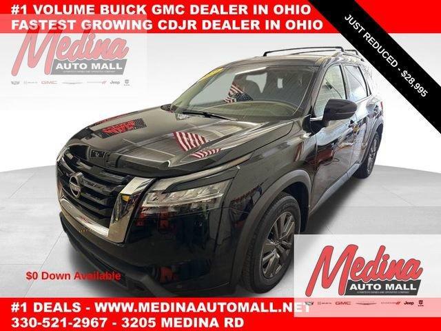 2022 Nissan Pathfinder Vehicle Photo in MEDINA, OH 44256-9631